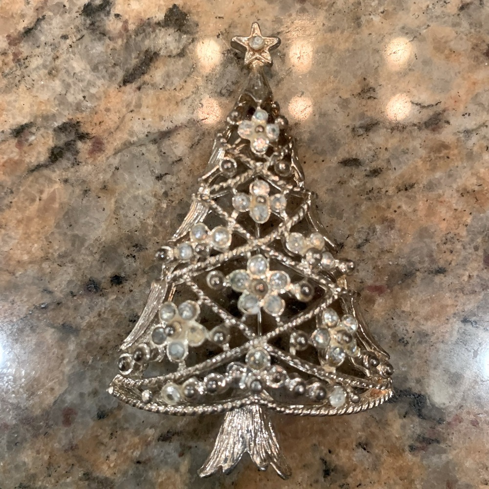 Christmas Tree brooch